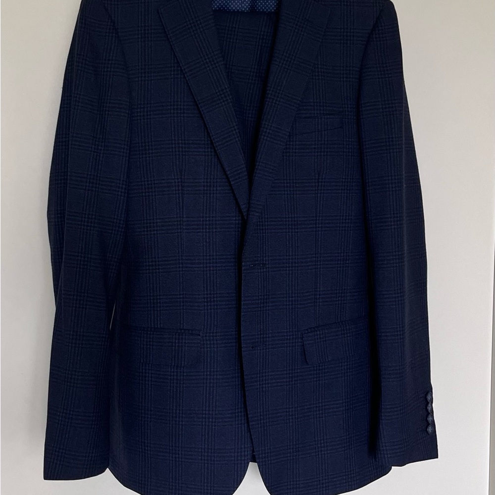 Elegant Navy Checkered Men's Blazer